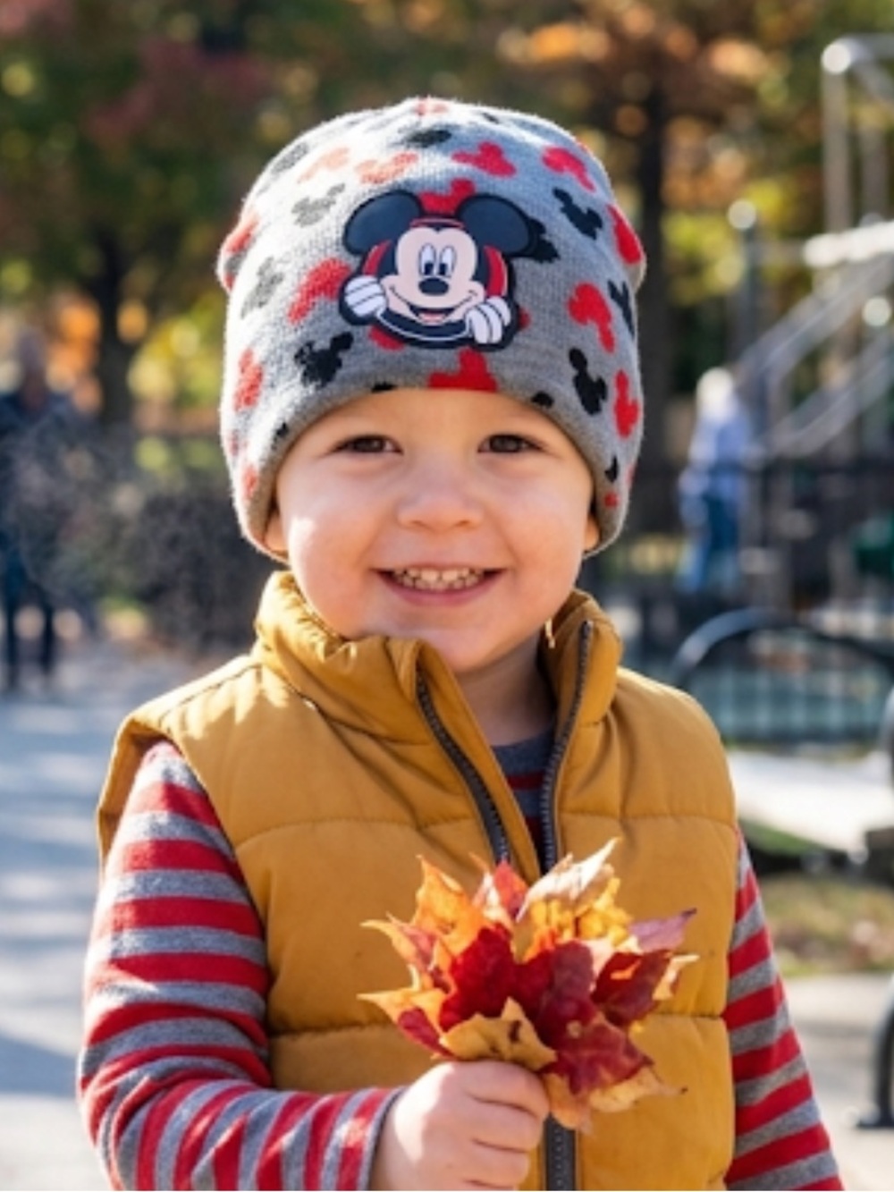 Disney Mickey Mouse Knit Beanie Unisex 2T--5T Toddler Hat Childs Hat Accessory